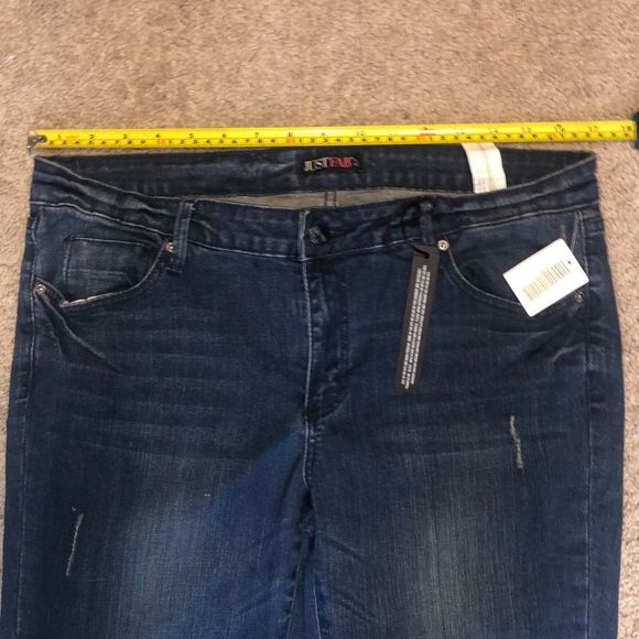 Justfab NWT Blue Jeans Skinny Leg Pants, Size 30"/ Large - Picture 7 of 9